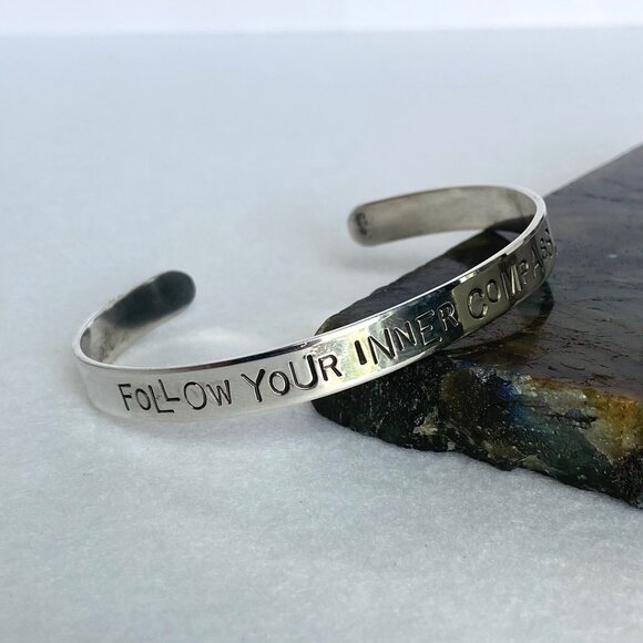 Sterling Silver 925 Stamped “Follow Your Inner Compass” Oval Cuff Bracelet 6.75" - Picture 4 of 16